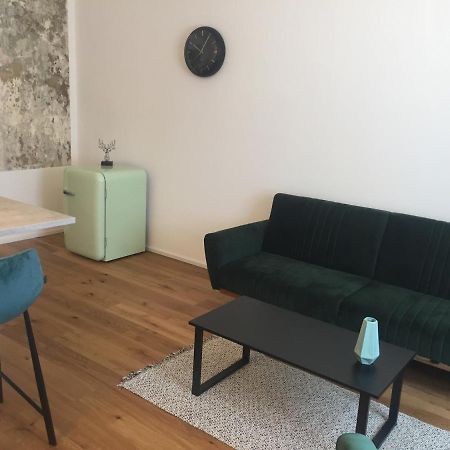 Hafen Dock 5 Apartment Klagenfurt am Woerthersee Bagian luar foto