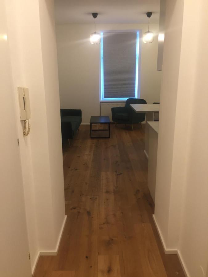 Hafen Dock 5 Apartment Klagenfurt am Woerthersee Bagian luar foto